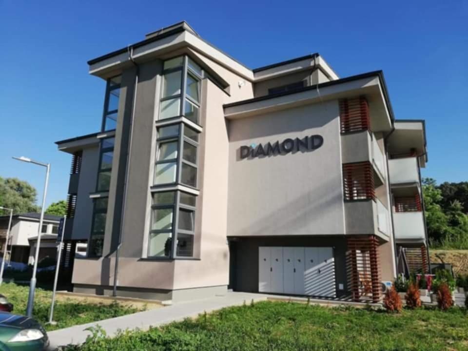 Apartman Diamond โปดไฮสกา ภายนอก รูปภาพ